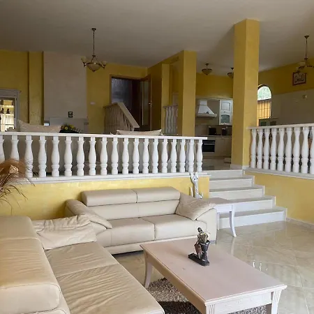 Golf Villa