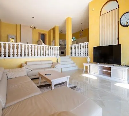 Golf Villa