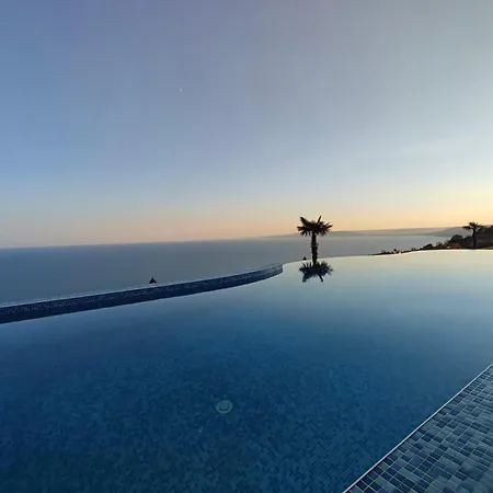 Golf Villa